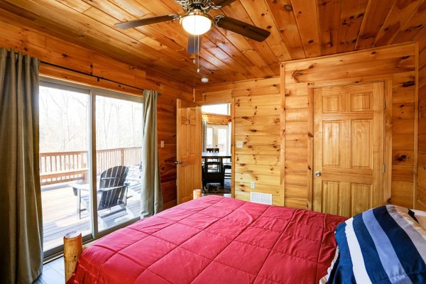 pocono-cabin-rental-Lenape-Lodge-020