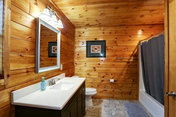 pocono-cabin-rental-Lenape-Lodge-022