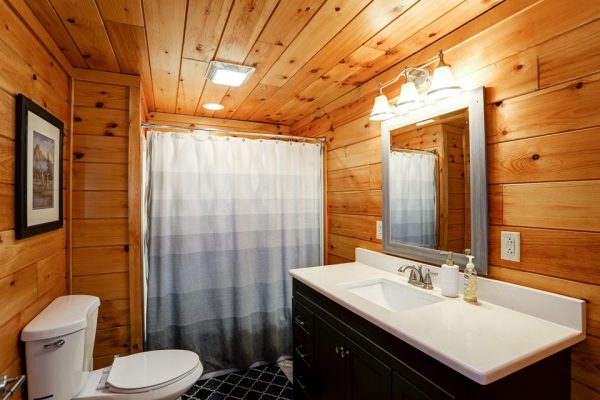 pocono-cabin-rental-Lenape-Lodge-026