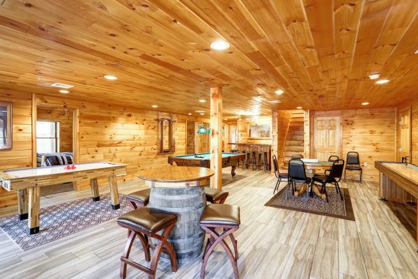 pocono-cabin-rental-Lenape-Lodge-035