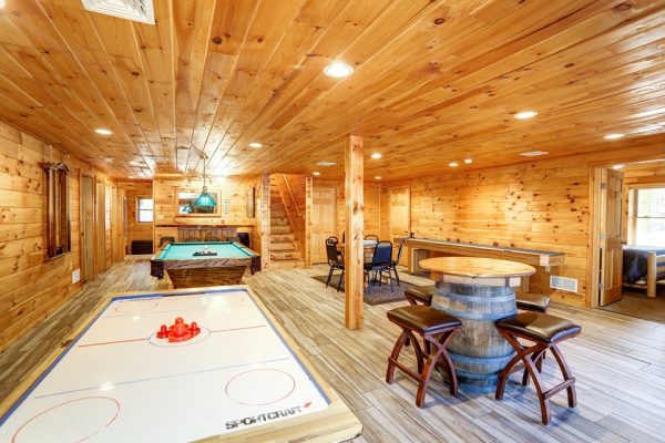 pocono-cabin-rental-Lenape-Lodge-036