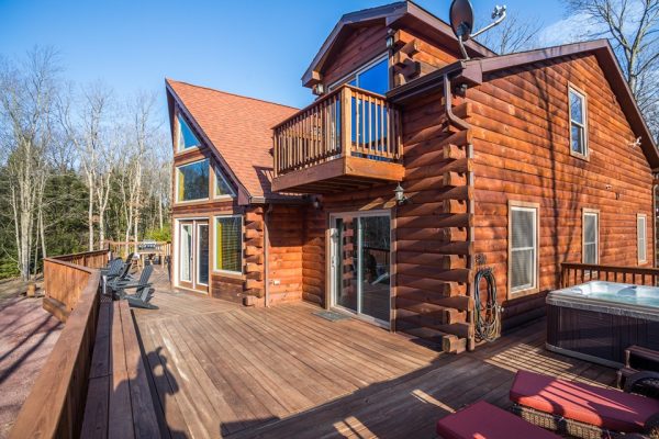 pocono-cabin-rental-Lenape-Lodge-052